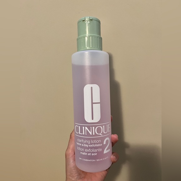 Clinique Clarifying Lotion 2 for dry combination skin. 400 ml - Picture 1 of 4